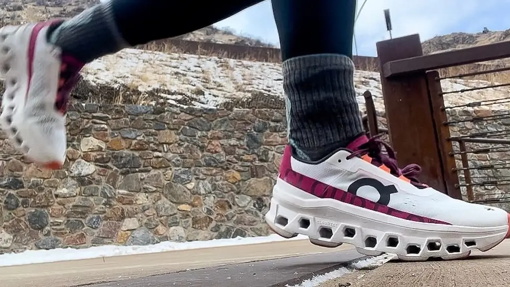 قیمت کفش On Running
